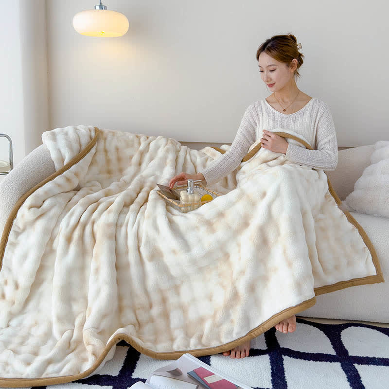 Coperta in soffice flanella con sfumature di colore