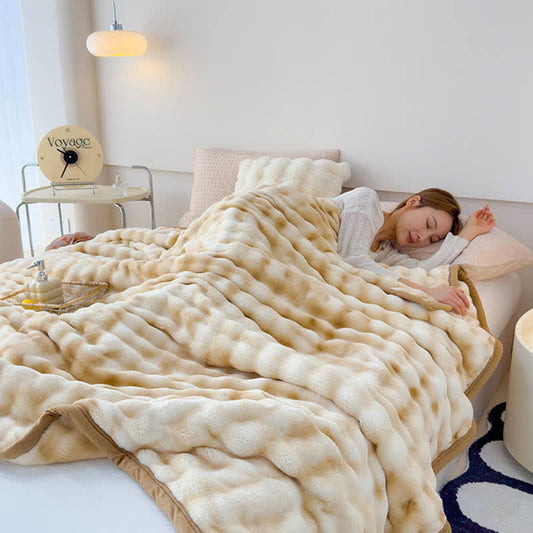 Coperta in soffice flanella con sfumature di colore