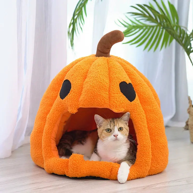 Letto morbido per animali domestici a forma di zucca di Halloween