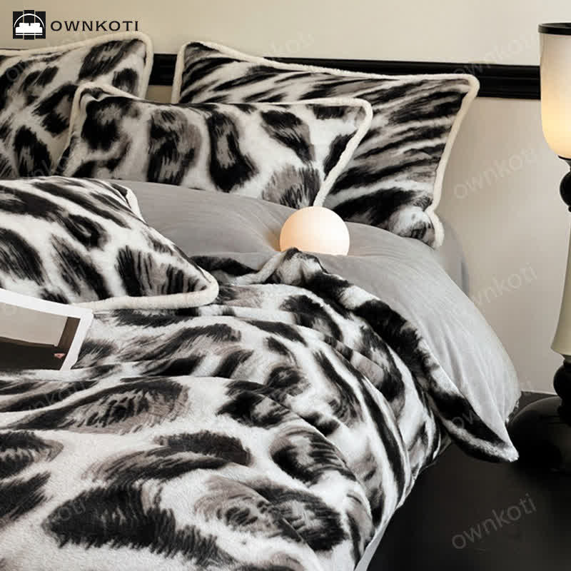 Set di biancheria da letto in morbida flanella calda leopardata (4 pezzi)