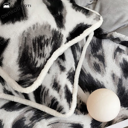 Set di biancheria da letto in morbida flanella calda leopardata (4 pezzi)