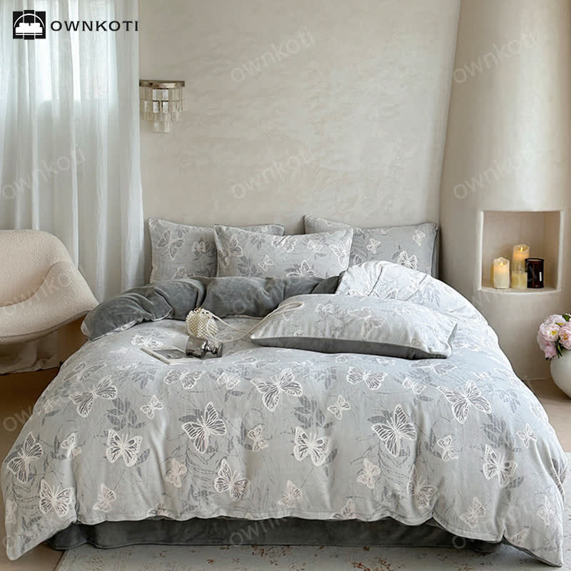 Set di biancheria da letto caldo in velluto a farfalla (4 pezzi)