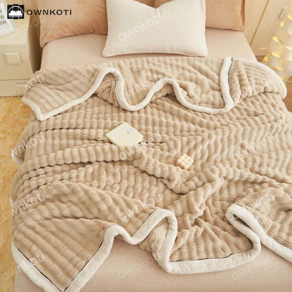Coperta in pile con trama a onde jacquard