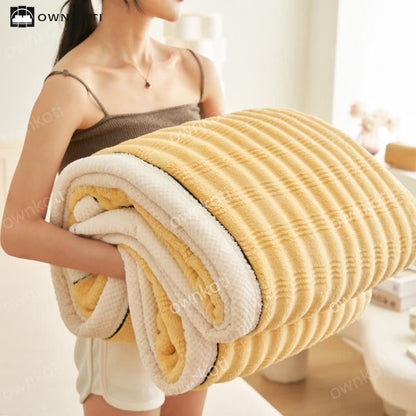 Coperta in pile con trama a onde jacquard