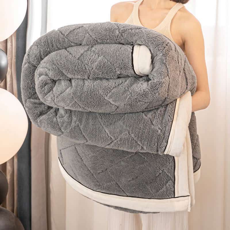 Coperta in pile morbido tinta unita