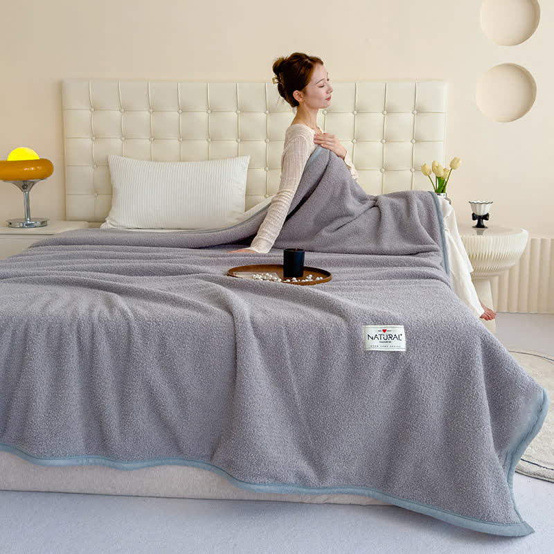 Coperta calda in pile bifacciale