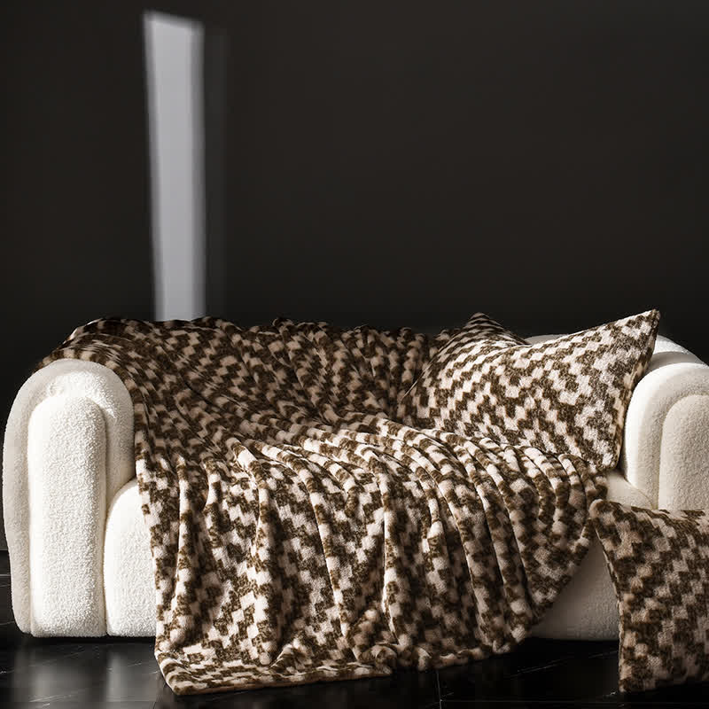 Coperta moderna, calda e morbida per divano