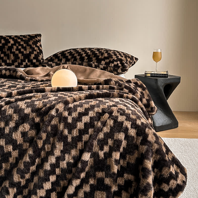 Coperta moderna, calda e morbida per divano