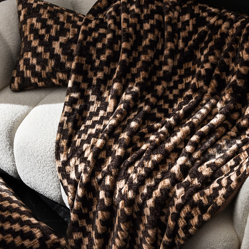 Coperta moderna, calda e morbida per divano