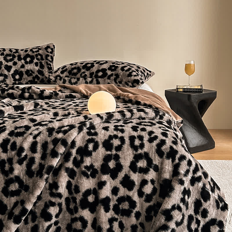 Coperta per divano in velluto caldo con stampa leopardata