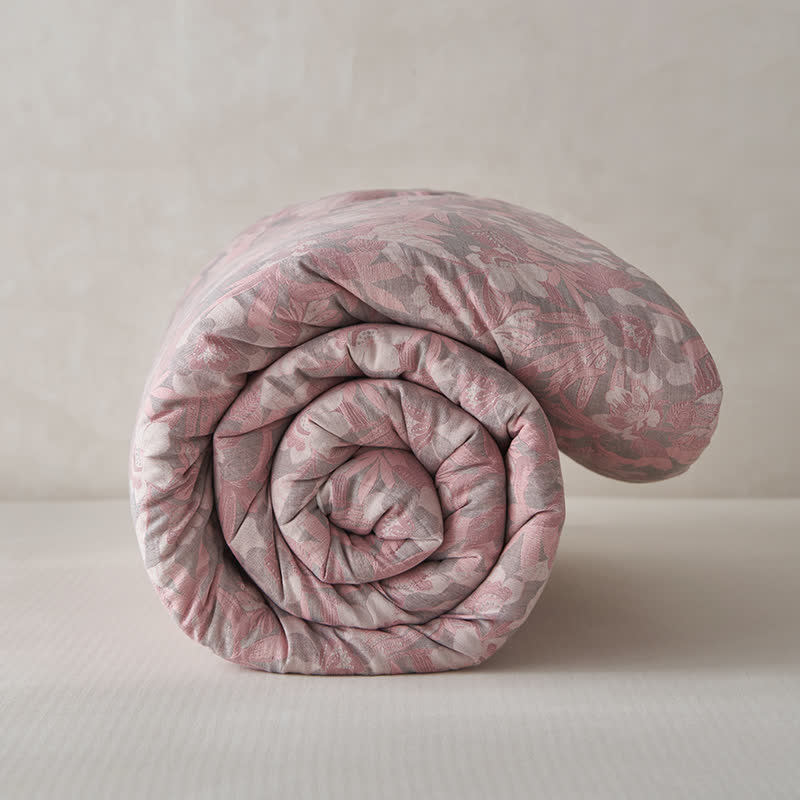 Trapunta invernale in cotone e cashmere con fiori in fiore