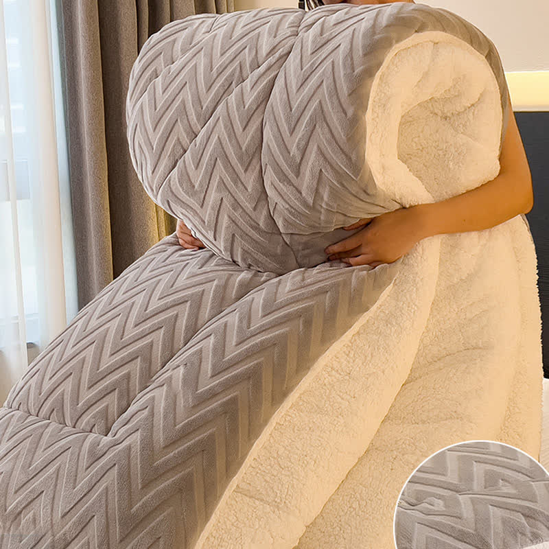 Coperta calda in sherpa con anima trapuntata