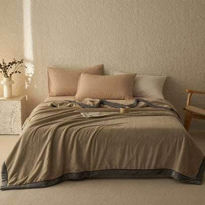 Coperta reversibile in velluto tinta unita