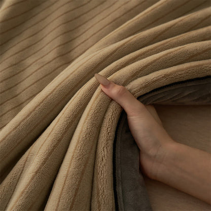 Coperta reversibile in velluto tinta unita