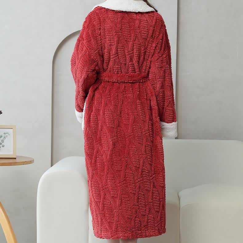 Accappatoio con collo a revers in pile jacquard