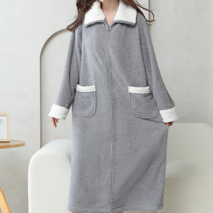 Camicia da notte lunga con cerniera in morbido pile caldo