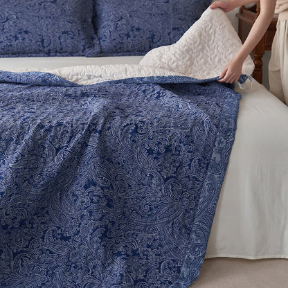 Copriletto trapuntato in garza di cotone con motivo Paisley vintage