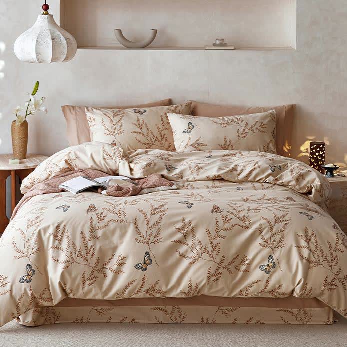 Set di biancheria da letto in cotone spazzolato con motivo a farfalla pastorale (4 pezzi)