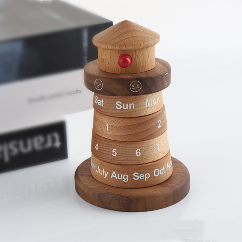 Ornamento da tavolo con calendario a forma di faro in legno