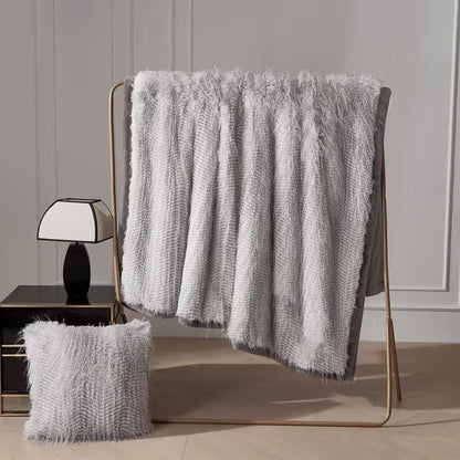 Coperta di piume di struzzo di lusso sfumata