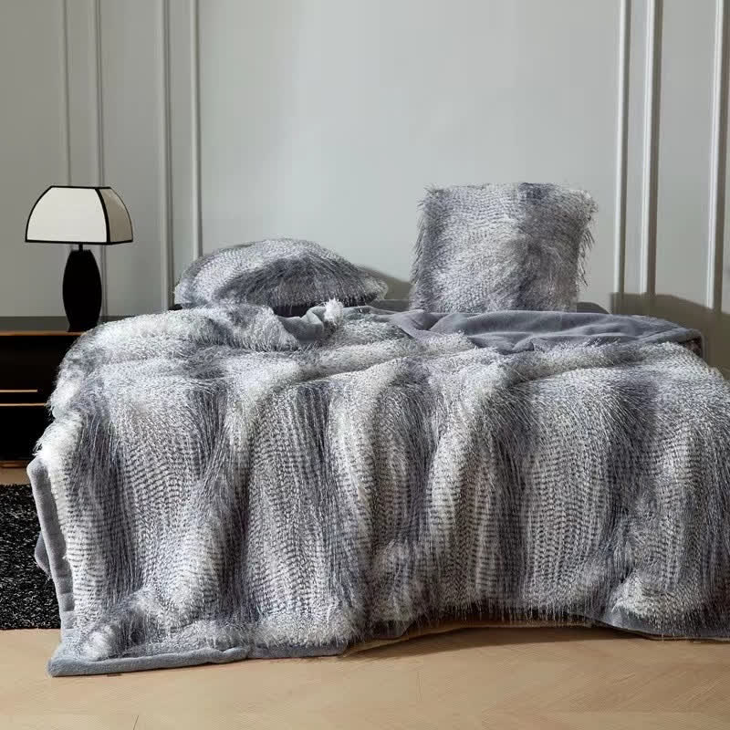 Coperta di piume di struzzo di lusso sfumata