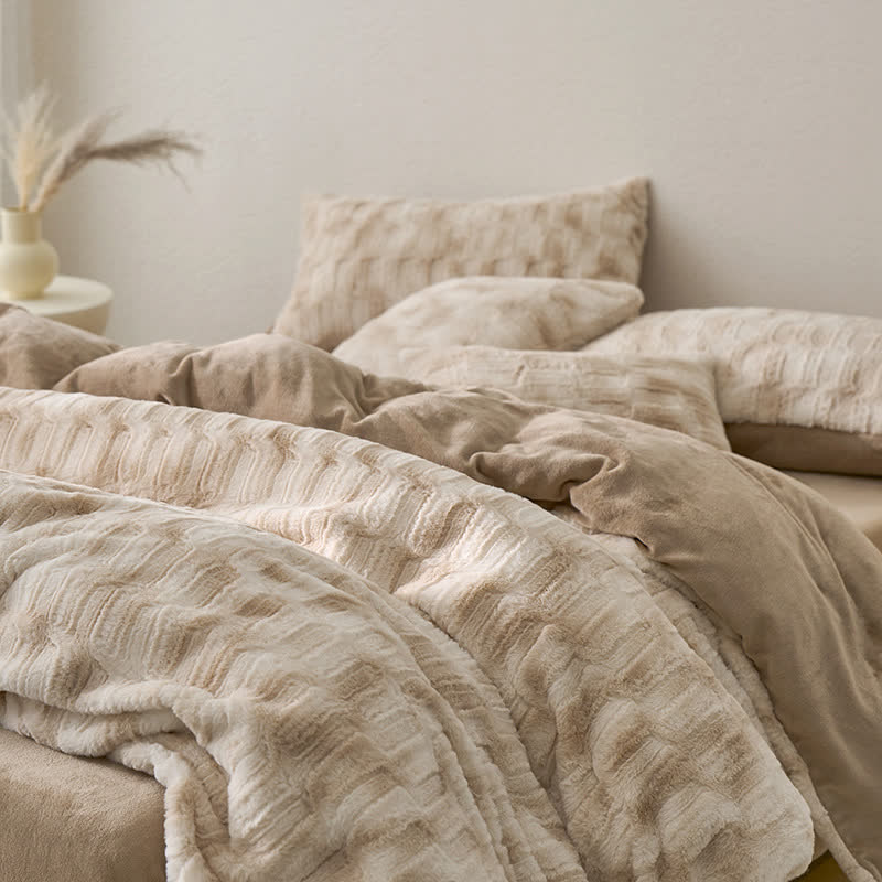 Set di biancheria da letto in velluto morbido sfumato semplice (4 pezzi)