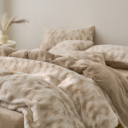 Set di biancheria da letto in velluto morbido sfumato semplice (4 pezzi)