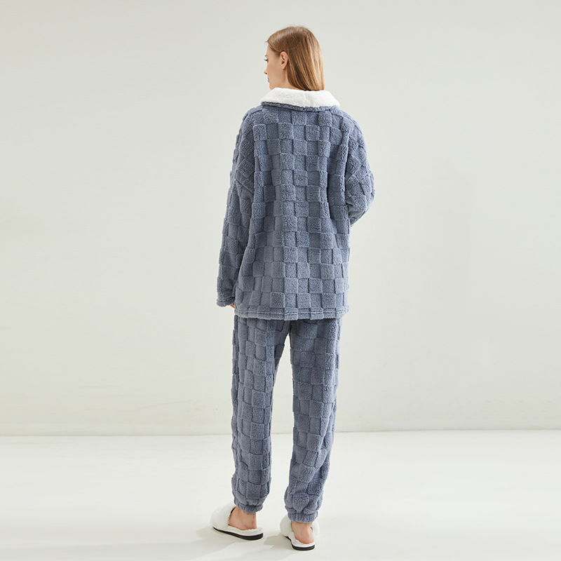 Pigiama in pile a scacchi jacquard