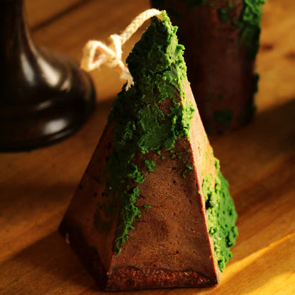 Candela profumata con ornamento artistico Green Hills & Moss