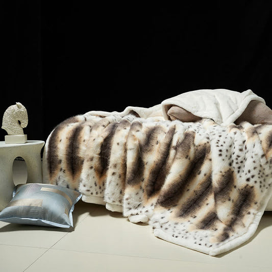 Coperta in pelliccia sintetica con stampa leopardata di lusso