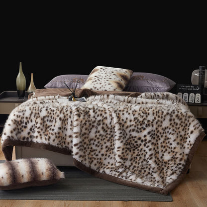 Coperta in pelliccia sintetica con motivo leopardo delle nevi