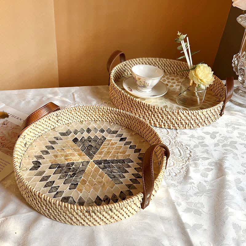 Cesto portaoggetti intrecciato in rattan da fattoria
