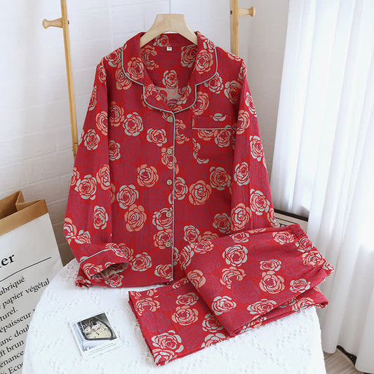 Pigiama in cotone jacquard con rose in fiore