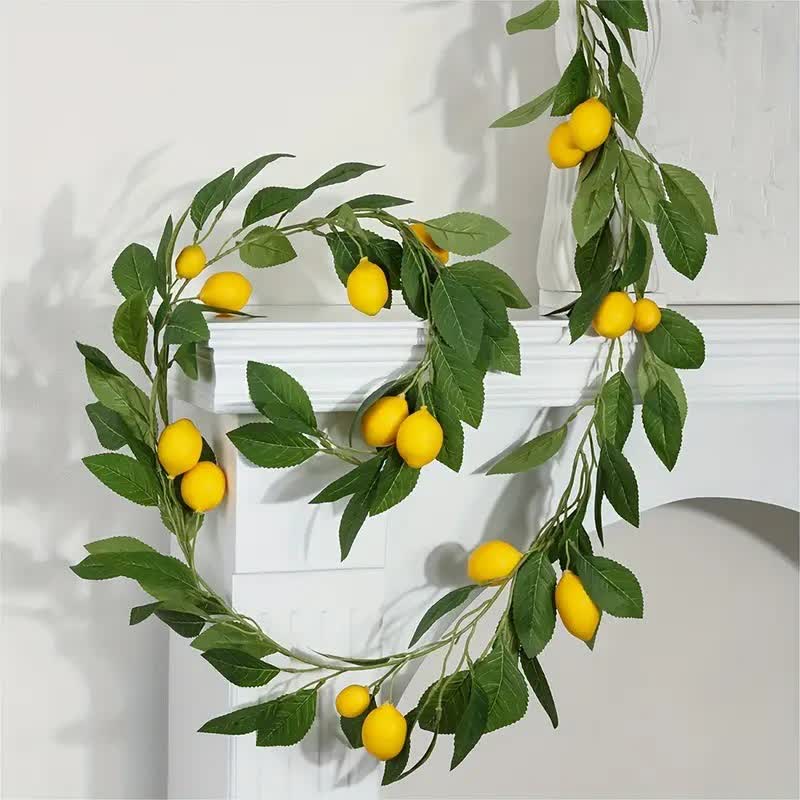Ghirlanda di limoni artificiali rigogliosi e verdi in stile fattoria