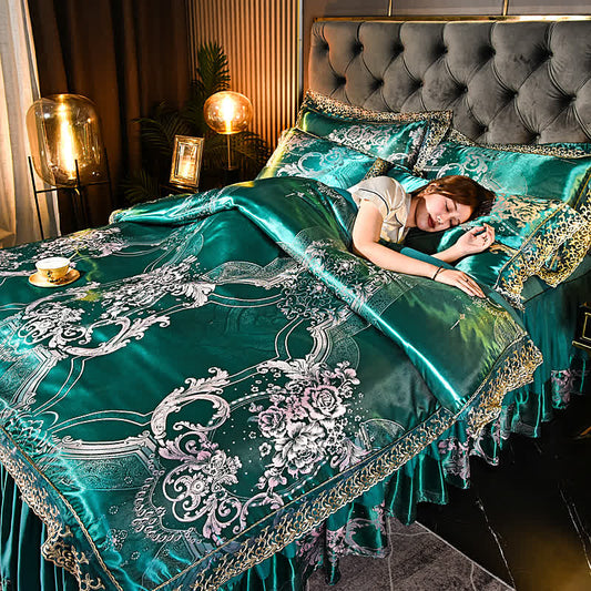 Set di biancheria da letto con gonna floreale in raso (4 pezzi)