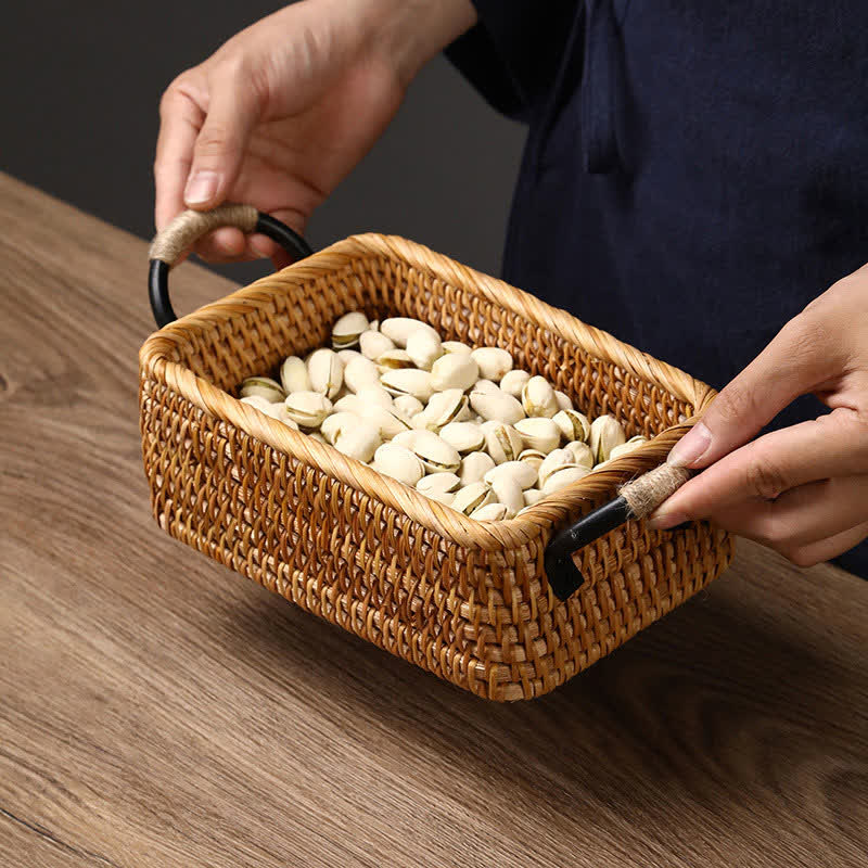 Cestino porta snack da scrivania in rattan intrecciato