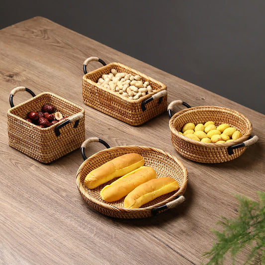 Cestino porta snack da scrivania in rattan intrecciato