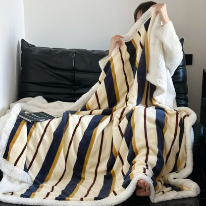 Coperta morbida a righe Sherpa