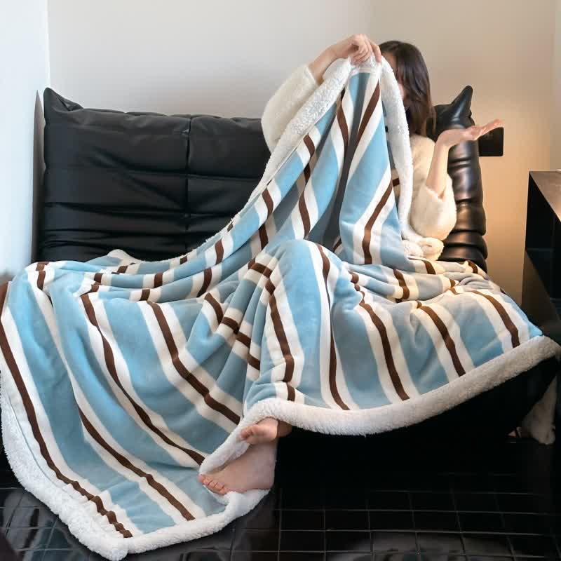 Coperta morbida a righe Sherpa
