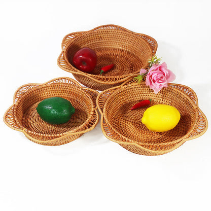 Cestino portafrutta in rattan intrecciato