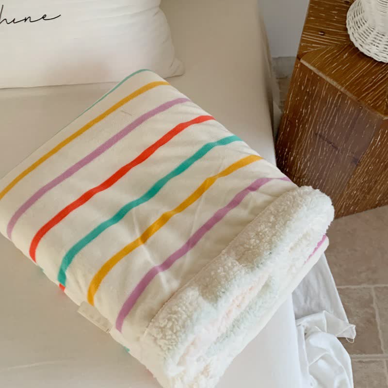 Coperta morbida a righe Sherpa