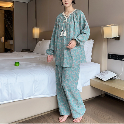 Pigiama in cotone con scollo in pizzo taglie forti