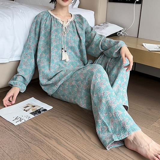 Pigiama in cotone con scollo in pizzo taglie forti