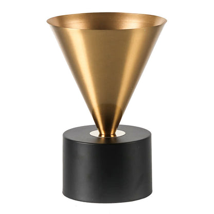 Ornamenti creativi per vasi a forma di tromba
