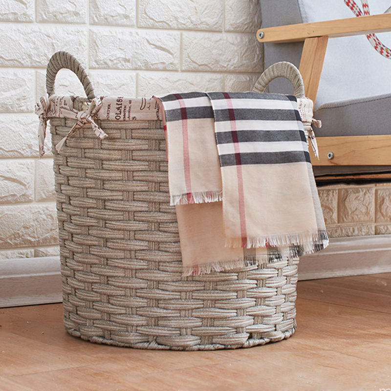Cesto per la biancheria in rattan in stile semplice
