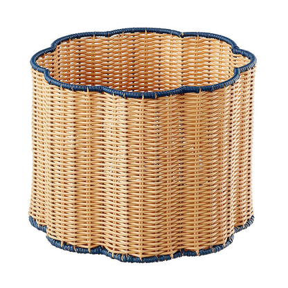 Cestino portaoggetti semplice in rattan fatto a mano