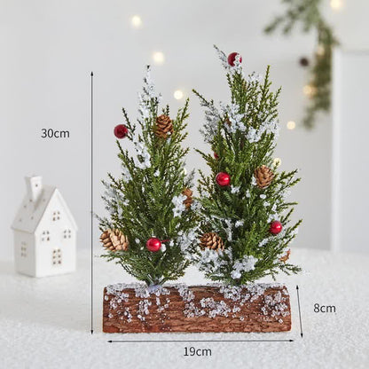Decorazione per la casa: albero di pigne di neve