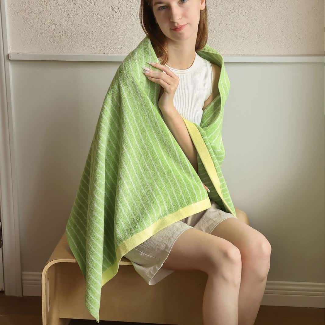 Accappatoio a righe colorblock in puro cotone