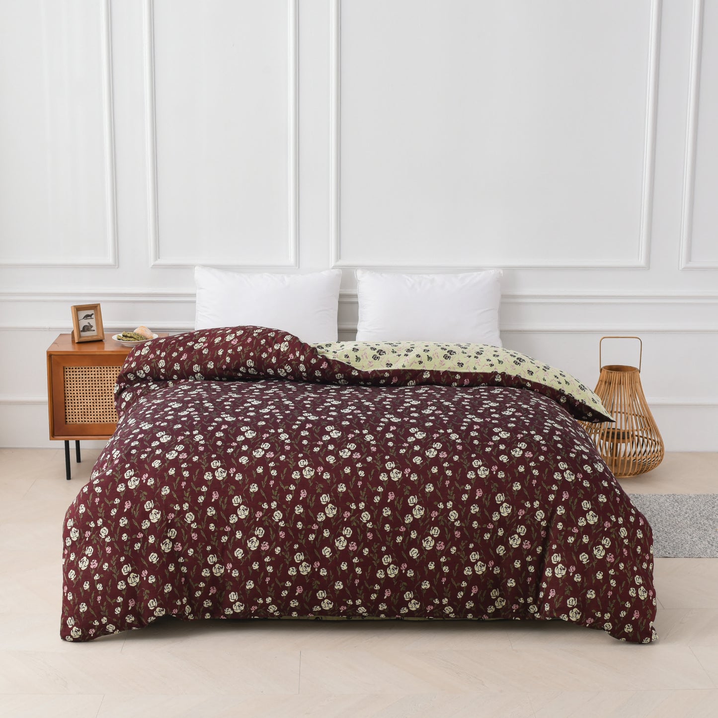 Set di biancheria da letto reversibile in garza di cotone con rose (4 pezzi)