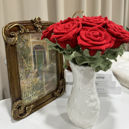 Ornamento a forma di bouquet di rose luminose intrecciate a mano